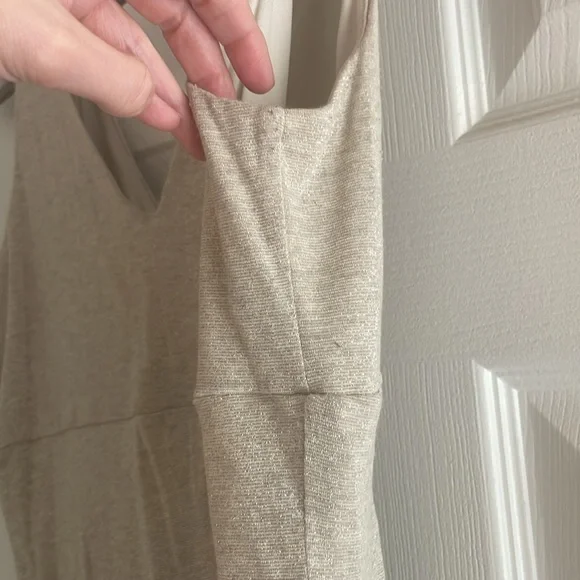 *SALE* White House Black Market Tank - Picture 5 of 7